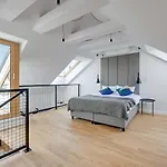Equus Aparthotel 4*