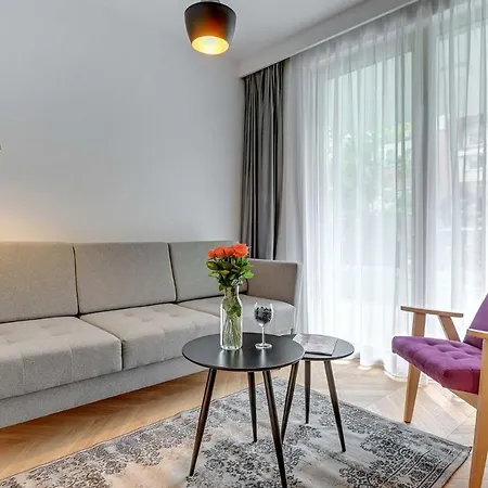Hotel apartamentowy Equus