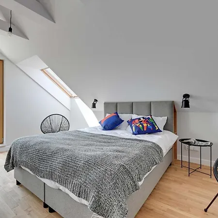 Equus Apartmanhotel 3*