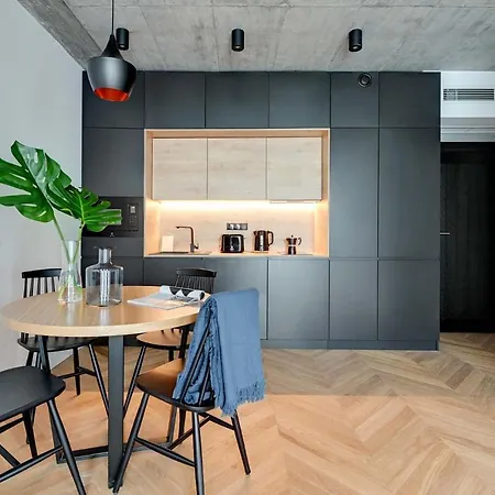 Hotel apartamentowy Equus