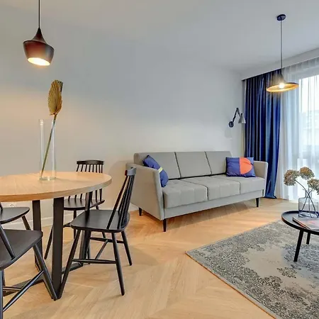 Equus Hotel apartamentowy 3*