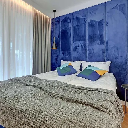 Equus Apartmanhotel 3*