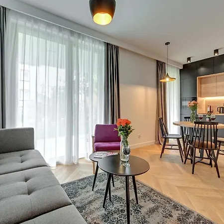 Equus Hotel apartamentowy 3*