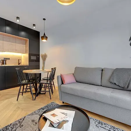 Equus Apartmanhotel